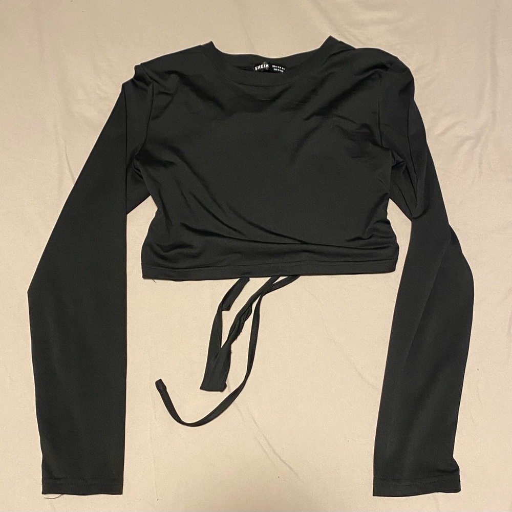 Black Open Back Long Sleeve Crop Top
